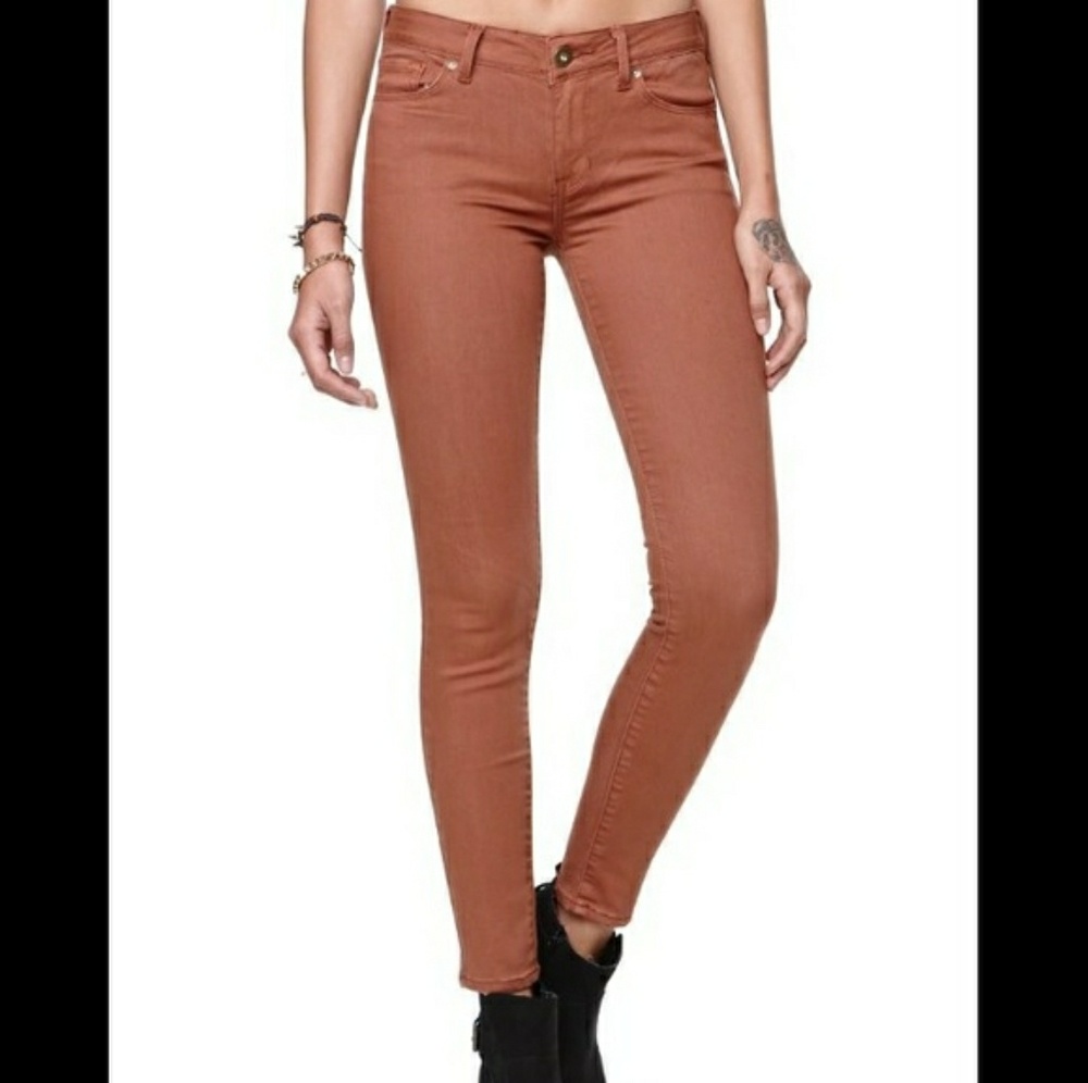 Bullhead colored pants.